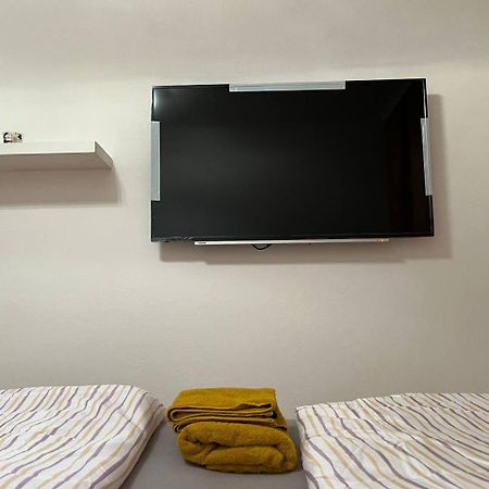 וינה Cozy Rooms In An Elegant House מראה חיצוני תמונה